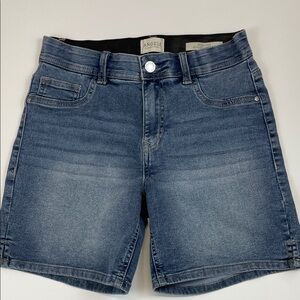 Angels Everluxe Sculpt Denim Shorts Blue Stretch Bermuda Style Women’s Size 4